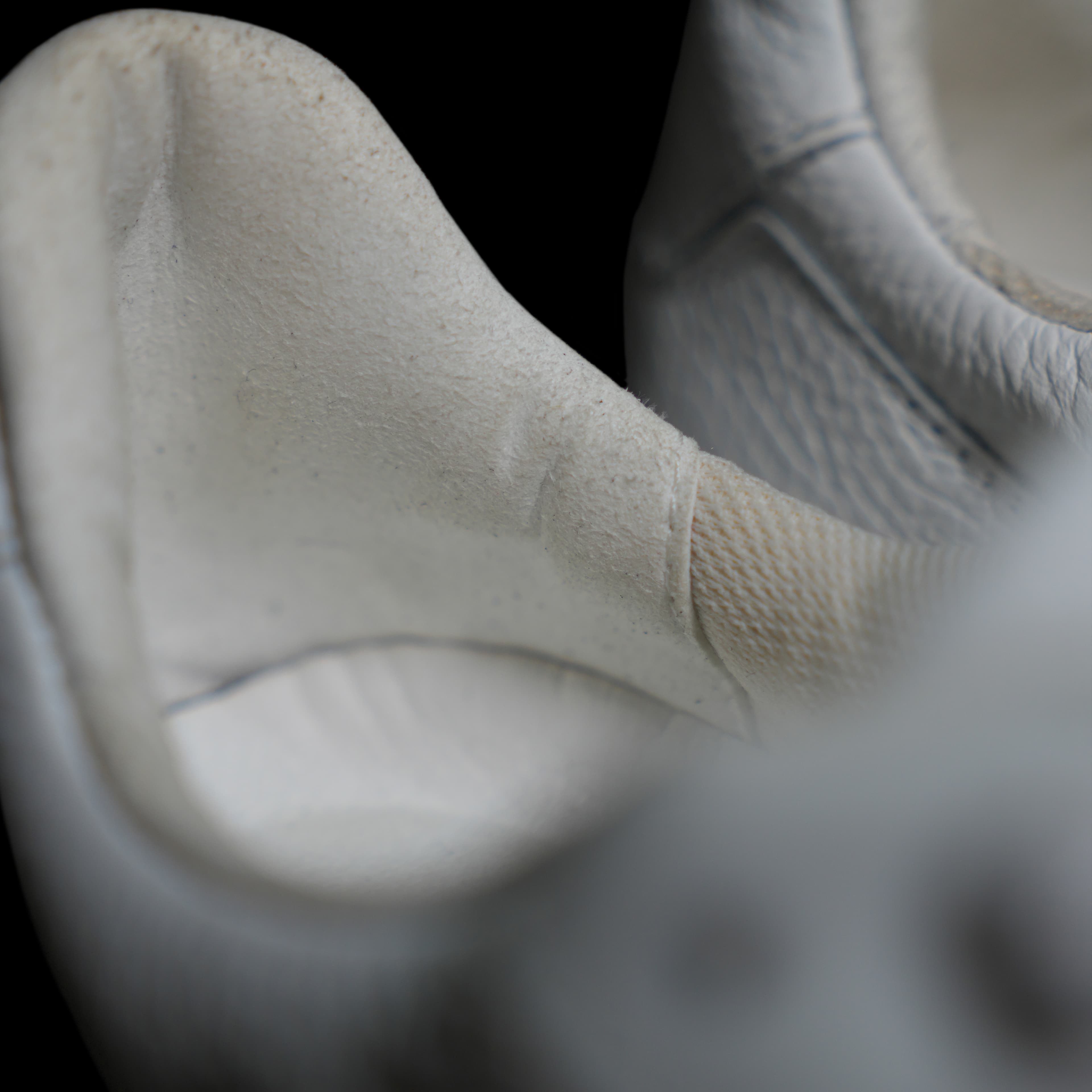 Reinforced Suede Heel